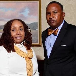 Meet your Posher, Leslie-frieda